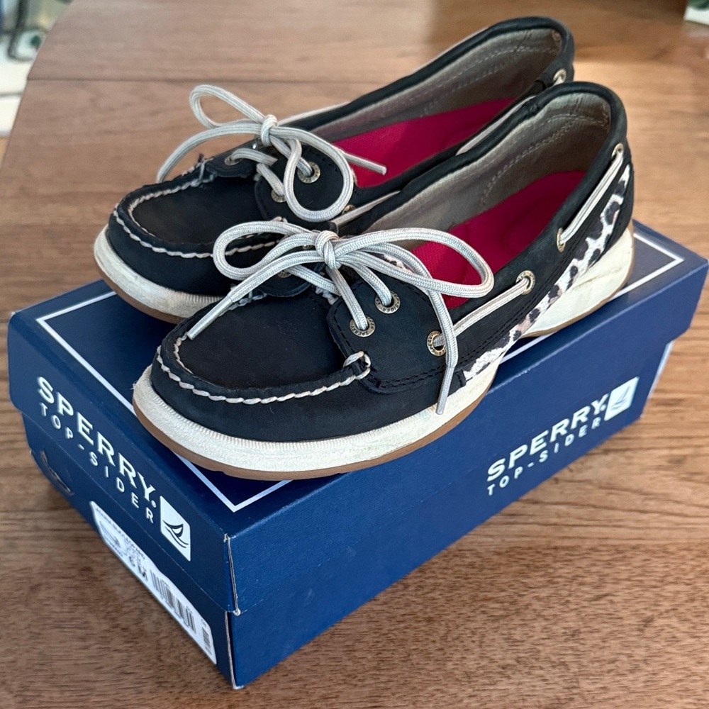Like New Sperry Women's Leopard Boat Shoes